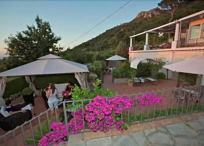 Il Tramonto Отель типа 