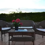 לינה וארוחת בוקר Il Tramonto 4*