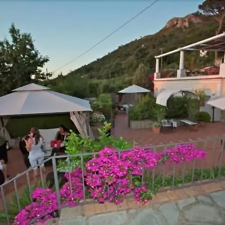 Il Tramonto 住宿加早餐酒店 阿纳卡普里