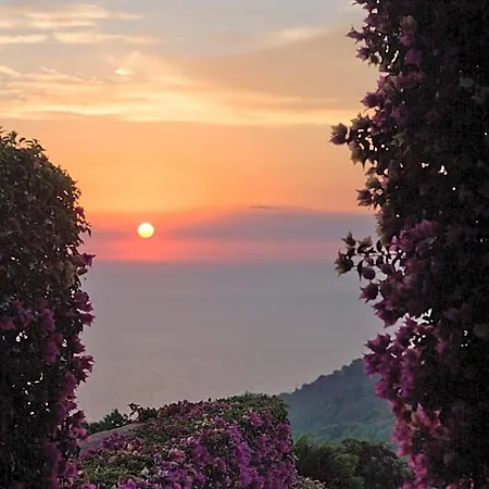 فندق مبيت وإفطار Il Tramonto 4*