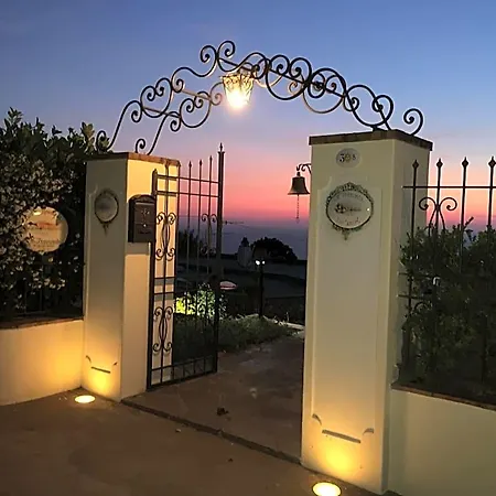 Bed & Breakfast Il Tramonto 4*