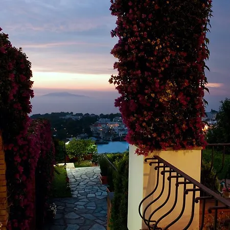 Il Tramonto B&B 아나카프리